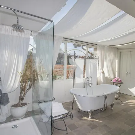 Villa Carlotta *